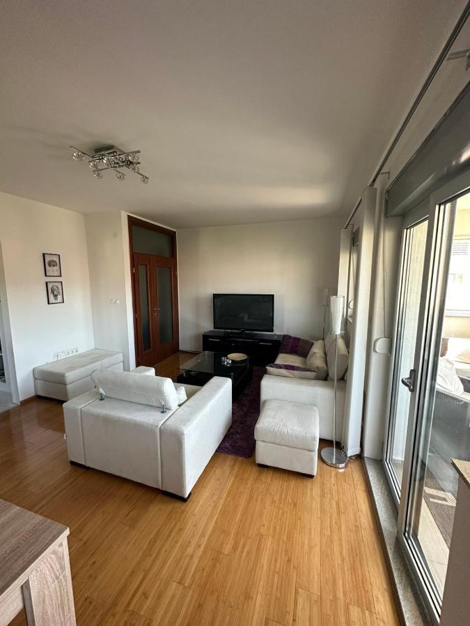 موستار Luxury Aparment Blossom المظهر الخارجي الصورة